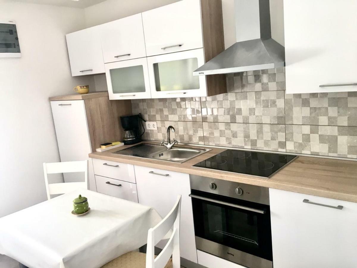 Apartment Lili Poreč Dış mekan fotoğraf