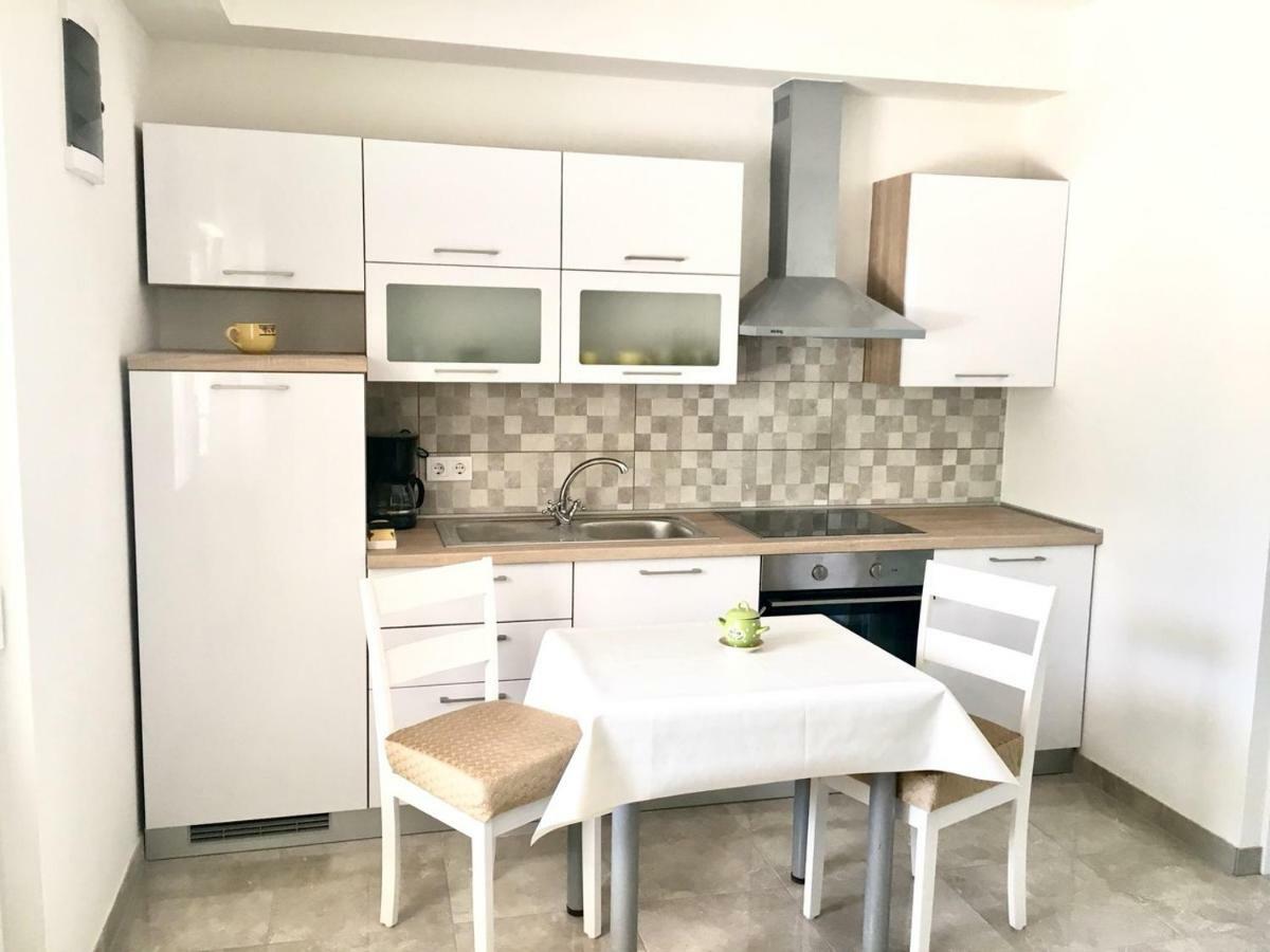 Apartment Lili Poreč Dış mekan fotoğraf